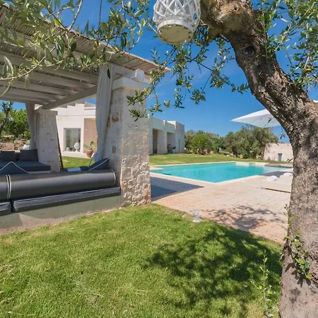 San Vito Tre 奥斯图尼